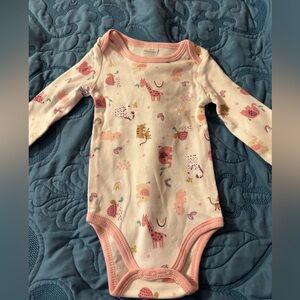 NWOT Infant Girls Layette 0-3 months